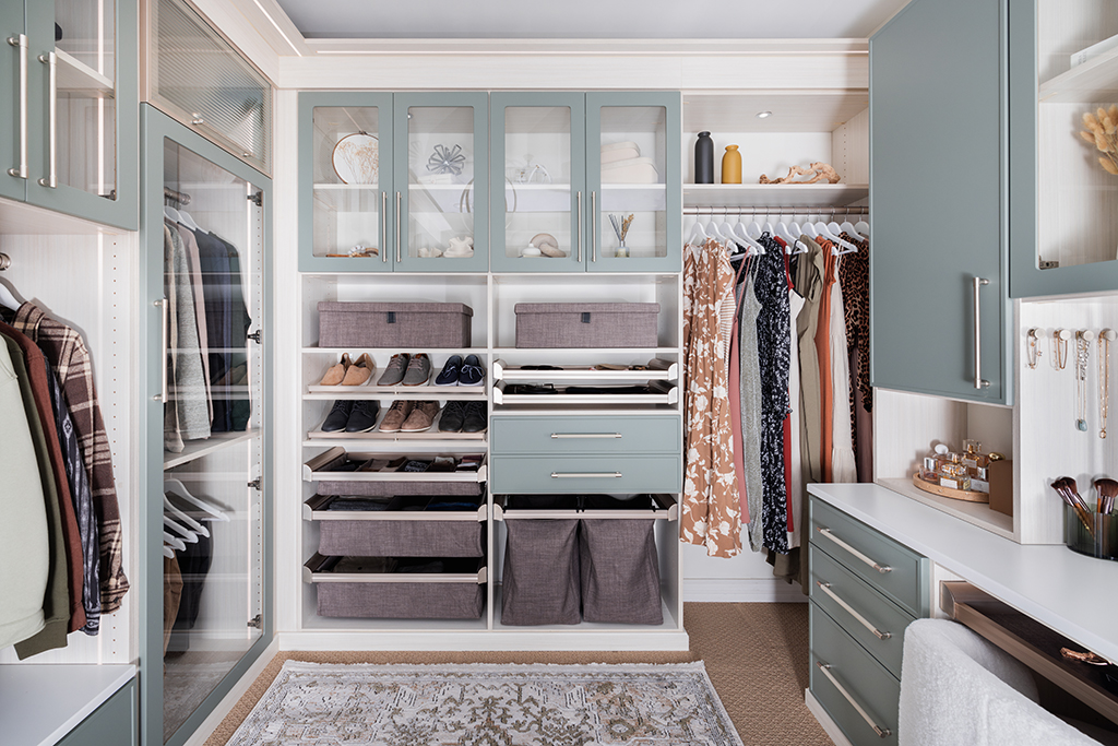 Custom walk-in closet built by Dream Closets Hawaii in a Honolulu home